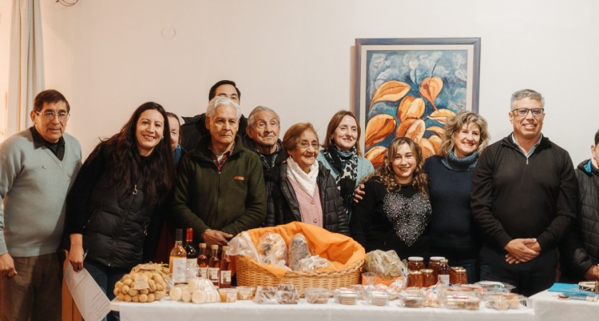 Artesanos tupungatinos participaron de la Comisi&oacute;n Evaluadora y emprendedores recibieron apoyo econ&oacute;mico